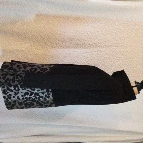 T Tahari wool coat - black and leopard - Picture 6 of 12